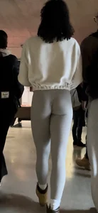 Cutest bubble butt in tight leggings