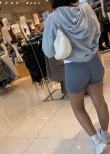 Thick latina in grey shorts