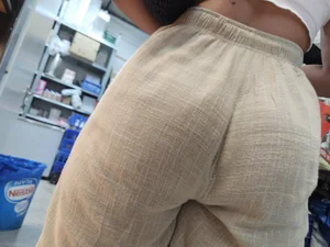 Her ass too big for the pants