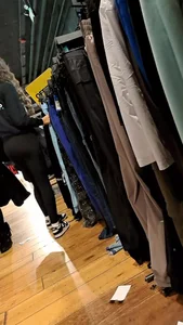 Store worker shows her GREAT ass with side shots