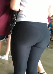 Big booty babe at a baseball game in tight leggings