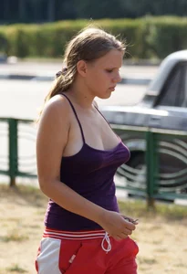 Candid tits and pokies