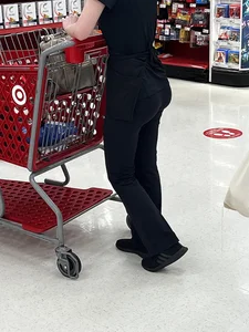 BEAUTIFUL college teen with INSANE bubble butt MUST SEE