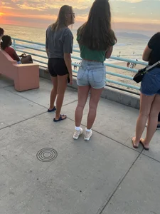 Bubble butt in spandex w cute teen in shorts
