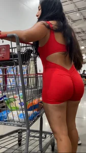 CAKED UP LATINAS IN SHORTS+VID