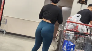 Out In The Wild 7 ( nice shape with leggings)