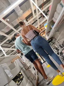 Jeans in IKEA