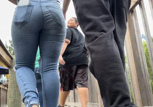 Bubble Butt Latina in Skinny Jeans