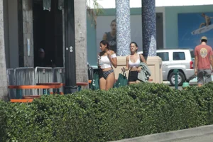 Florida bikini girls