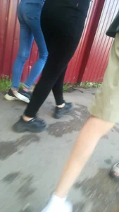 Skinny leggings and jeans street creepshots