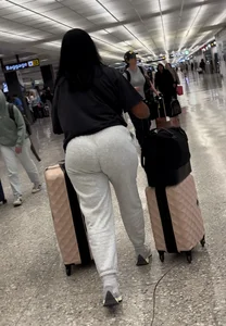 Airport ass