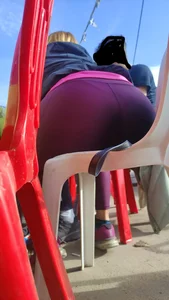 Milf Ass Posing ( VTL)