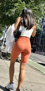 Slim chic sportin slight VTL in the city‼️