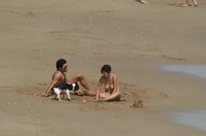 Sexy mature girls on Vilanova topless beach