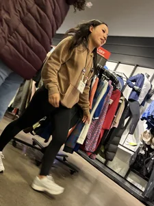 Petite Asian Nike Employees  [ OC ]