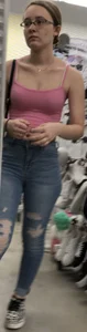 Nerdy PAWG in very tight jeans