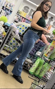Cute brunette in tight jeans vpl