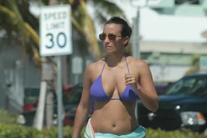 Huge collection of sexy girls out in bikinis in Florida