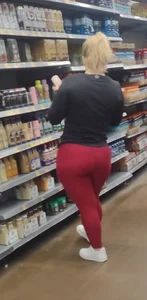 Latina milf w fat ass, in red leggings