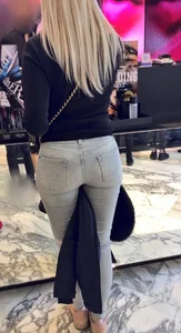 Blonde ass in jeans (NOT-OC)