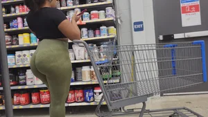 Thick PHAT ASS Ebony Nerd Bending Over (OC)
