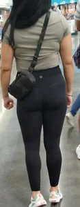 More Lulu lemon in this fit thight beautiful latin milf