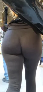 Crazy big ass blonde got me weak