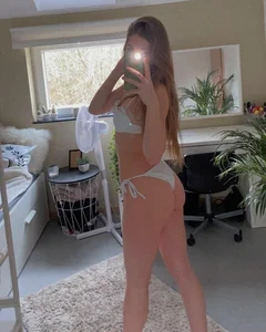 Hot Chick in Underwear Making a Mirror Selfie in Her Bedroom