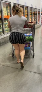 Petite baddie&2 Tatted Latina Milfs