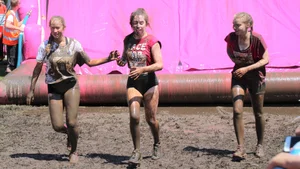 Bristol Pretty Muddy 5k race girls 2018