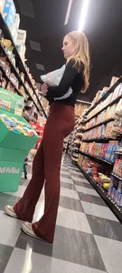 TIGHT BOOTY VS TIGHT BOOTY