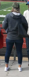 Stocky Girl in Tight Blue Jeans at a Stadium Creepshots Gallery