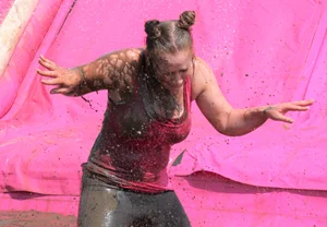Bristol Pretty Muddy 5k race girls 2019