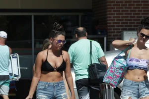 Florida bikini girls