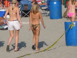 Mix of candid girls at the beach and in bikinis