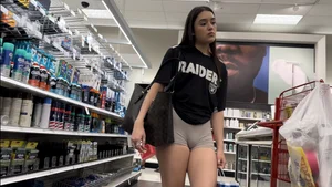 Nice bubble butt girl (face shot)