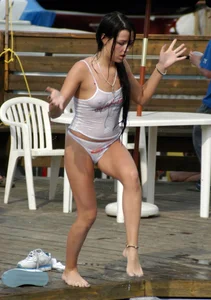 Candid tits and pokies