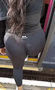 Pawg in black leggins  [NON OC]