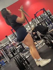 Thick bubble butt gym pawg