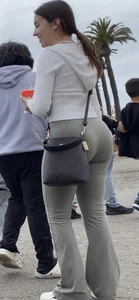 Natural round thick booty  (VTL)