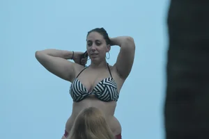 Florida beach and bikini girls
