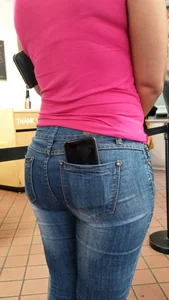 Latin milf in tight jeans showing hot ass