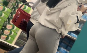 Couple of hotties at target pt 3