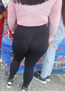 chubby butt in black leggings,[OC] part 3.