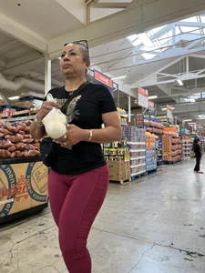 BANGER 10/10 GILF latina