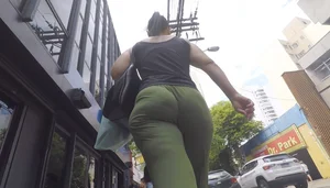 Phat cheeks Brazilian Milf  / Not OC