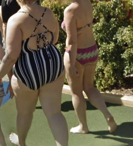 Waterpark MILFs 5