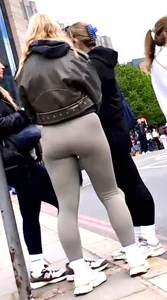 Sexy blonde in Grey Leggings