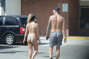 Deerfield Beach girls in bikinis