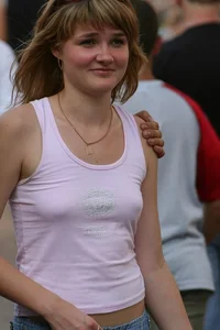 Candid tits and pokies